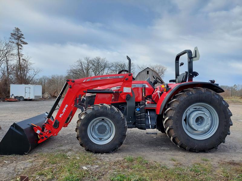 Tractors  MF5711 Platform Photo